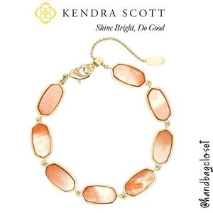 Kendra Scott Millie Gold Link Bracelet in Apricot Peach Mother of Pearl Bracelet